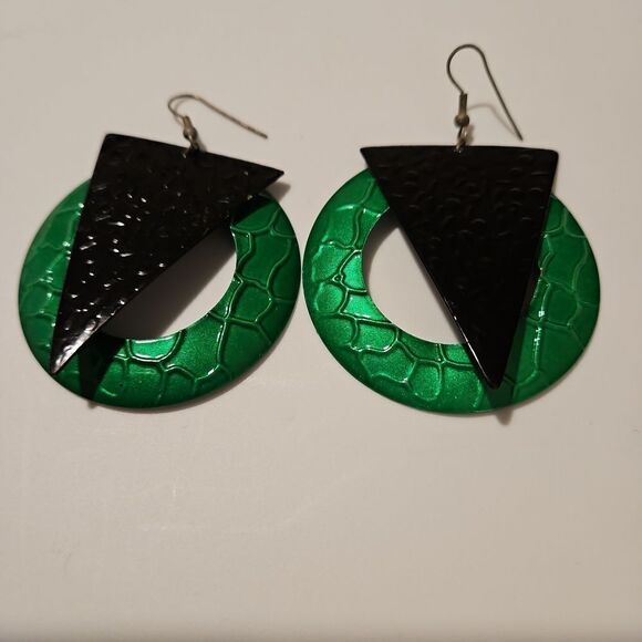 Y2K Green and Black Abstract Retro Earrings  see measurements - Picture 3 of 3